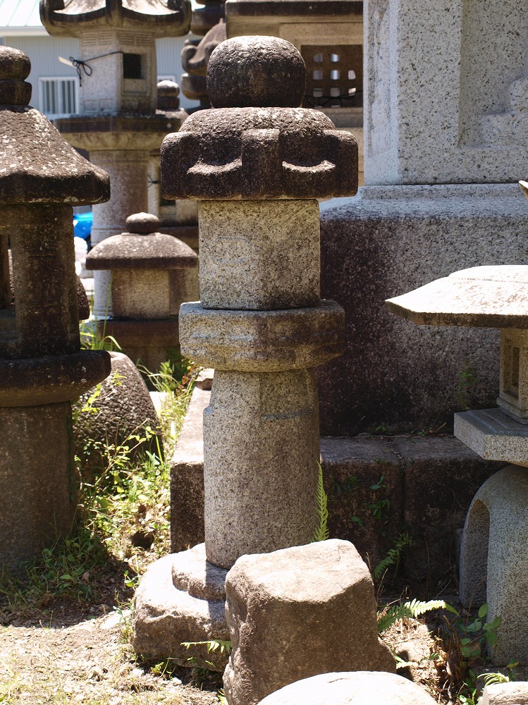 古民具　古銅製　行燈灯芯入れ　C　R8113 古代善導寺の製品案内愛知県岡崎市の石灯篭・水鉢蹲など石材製品の製造
